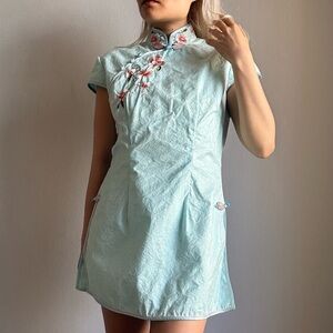 Vintage Oriental Collared Embroidered Jacquard Mini Dress in Turquoise & Coral